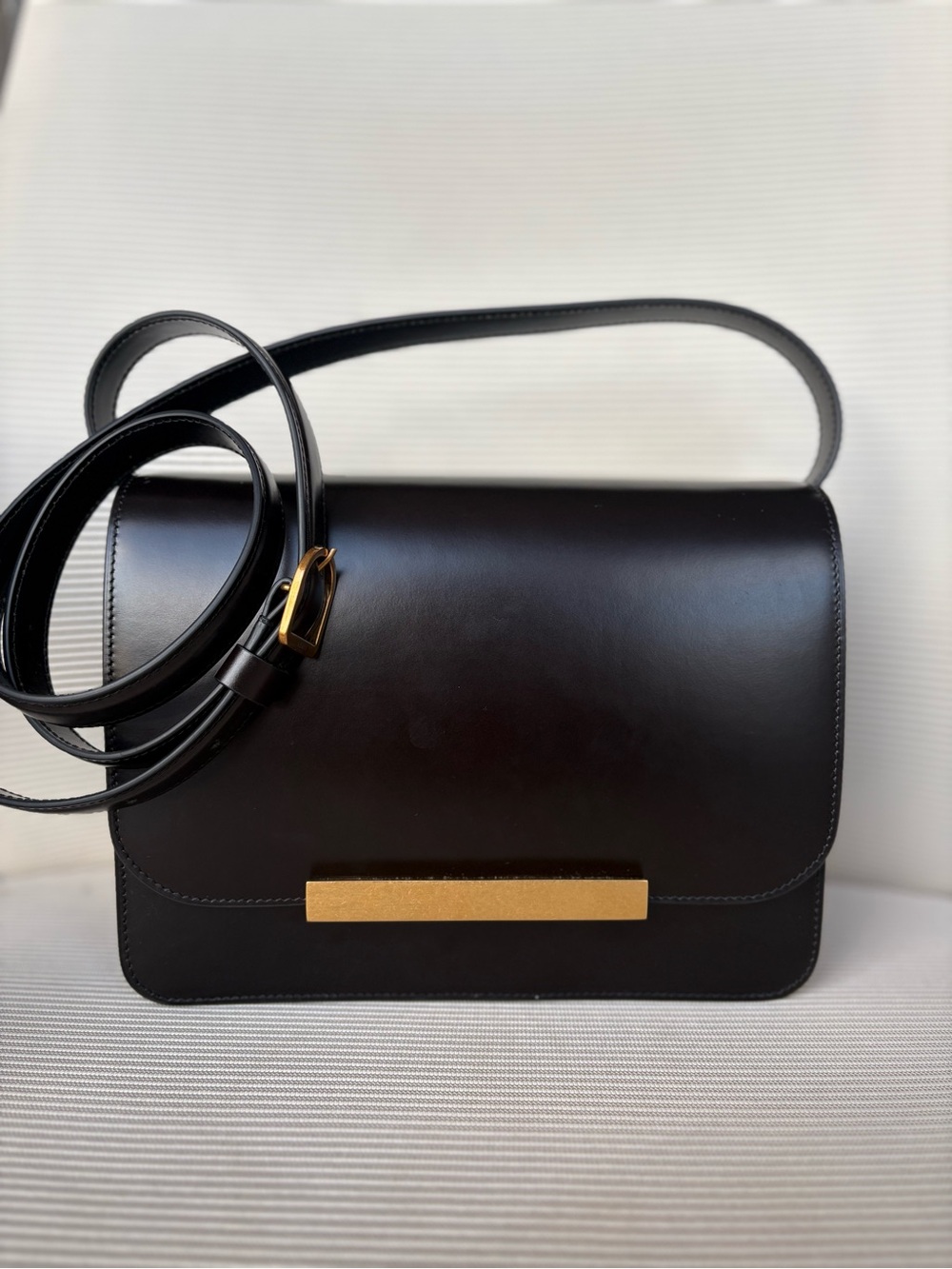 KHAITE LEATHER SHOULDER BAG
BRAND NEW WITH TAGS